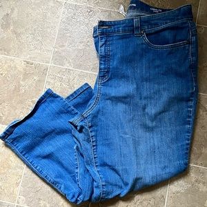 Croft & Barrow size 16 capris